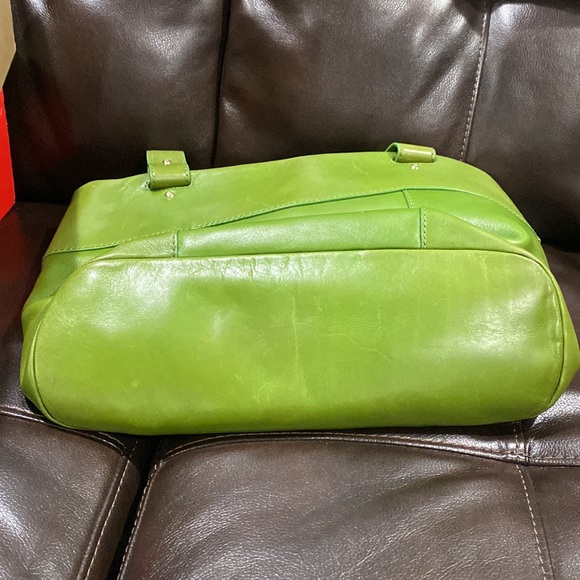 Kate spade EUC green purse with matching wallet - Picture 5 of 9